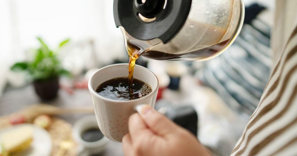 Evita combinar el café con estos alimentos
