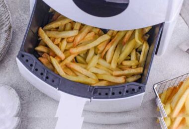 Papas fritas en freidora de aire
